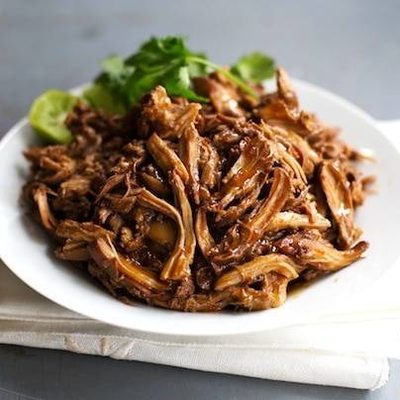 Honey Glazed Crockpot Chicken Adobo - simple pantry ingredients, hardly any hands-on time, 200 calories. | https://trim-fat.fit