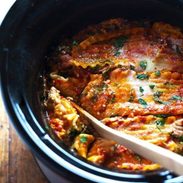 Super Easy Skinny Veggie Crockpot Lasagna - a handful of simple ingredients for a healthy family dinner. | https://trim-fat.fit